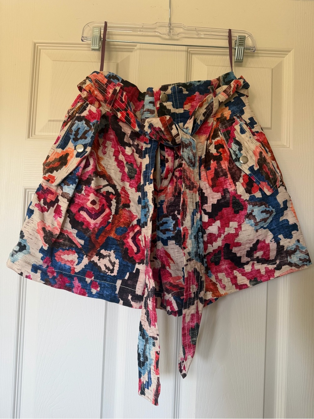Chufy Memories of Ancient Romania shorts size small